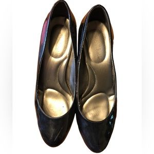 Kelly & Katie black patent heels size 8